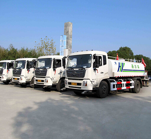 In TaiKang County, Henan Hongyu Group’s sanitation vehicles have become effective helpers in urban cleaning.