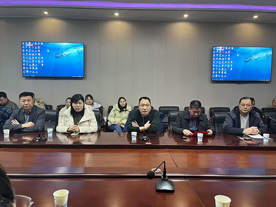 A grand event gathering the wisdom and strength of industry pioneers was warmly launched in the second-floor conference room of Hongyu Group.